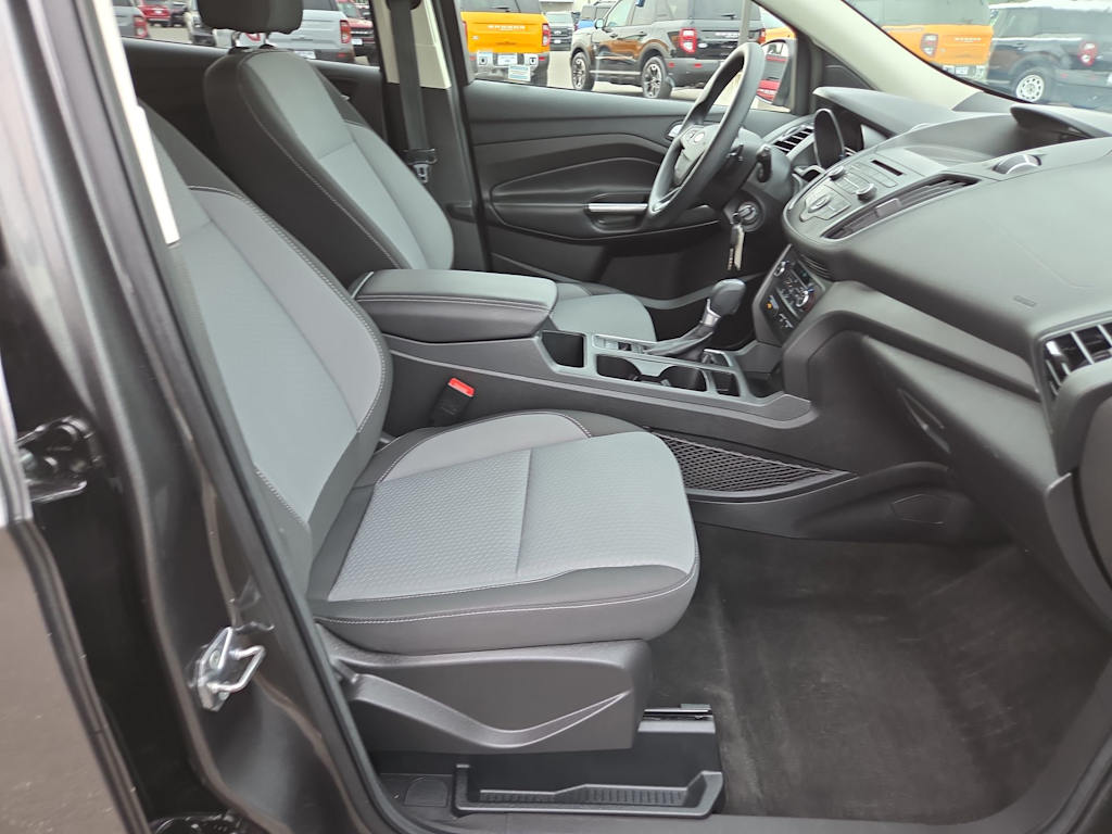 Thumbnail: 2017 Ford Escape - 11