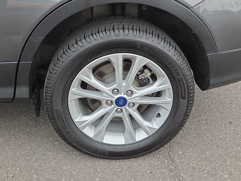 Thumbnail: 2017 Ford Escape - 7