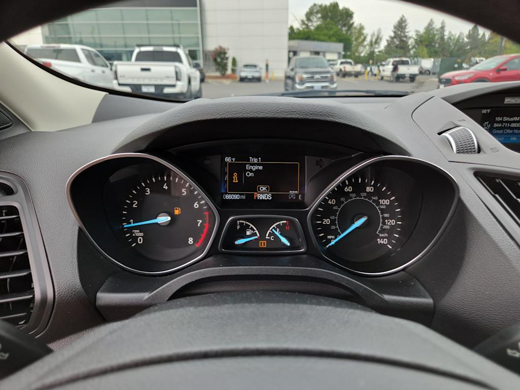 Thumbnail: 2017 Ford Escape - 15