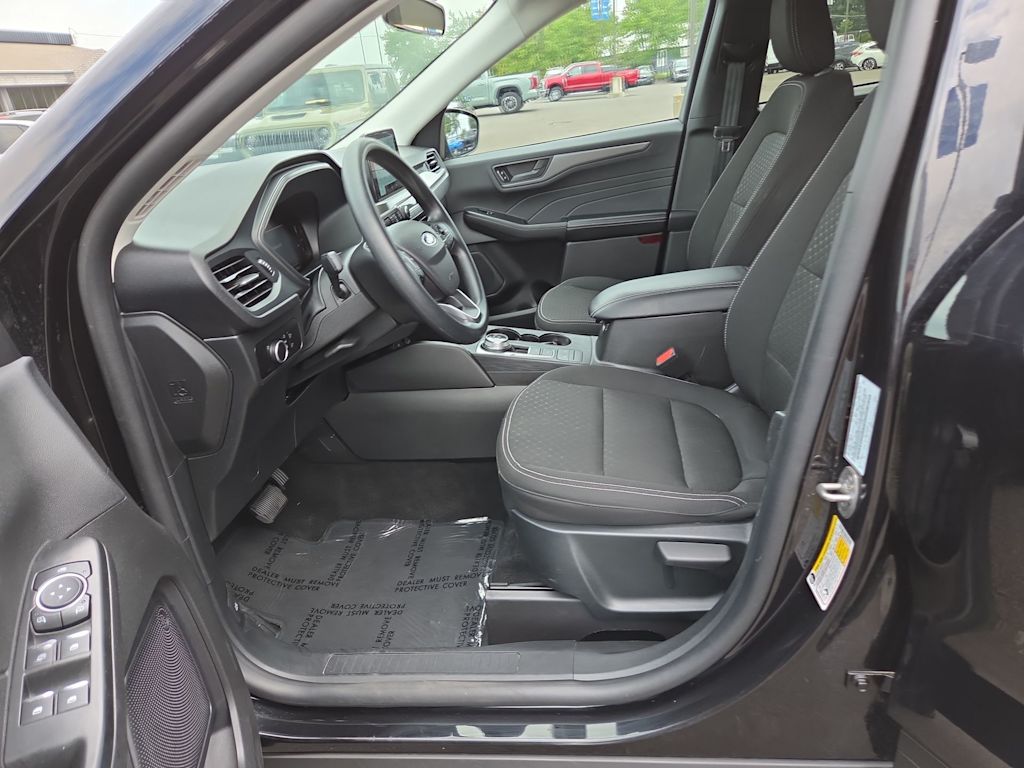 Thumbnail: 2025 Ford Escape - 10