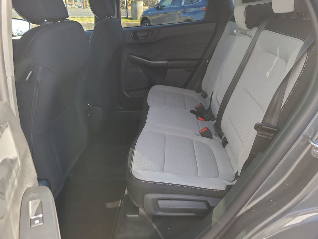 Thumbnail: 2025 Ford Escape - 26