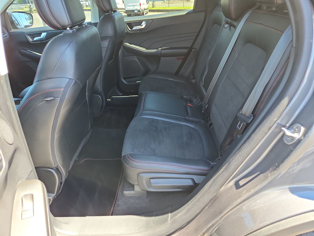 Thumbnail: 2021 Ford Escape - 26