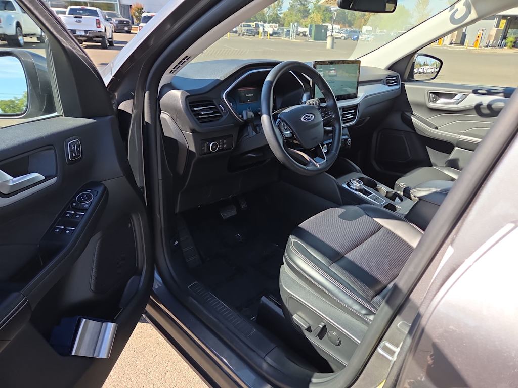 Thumbnail: 2025 Ford Escape - 2