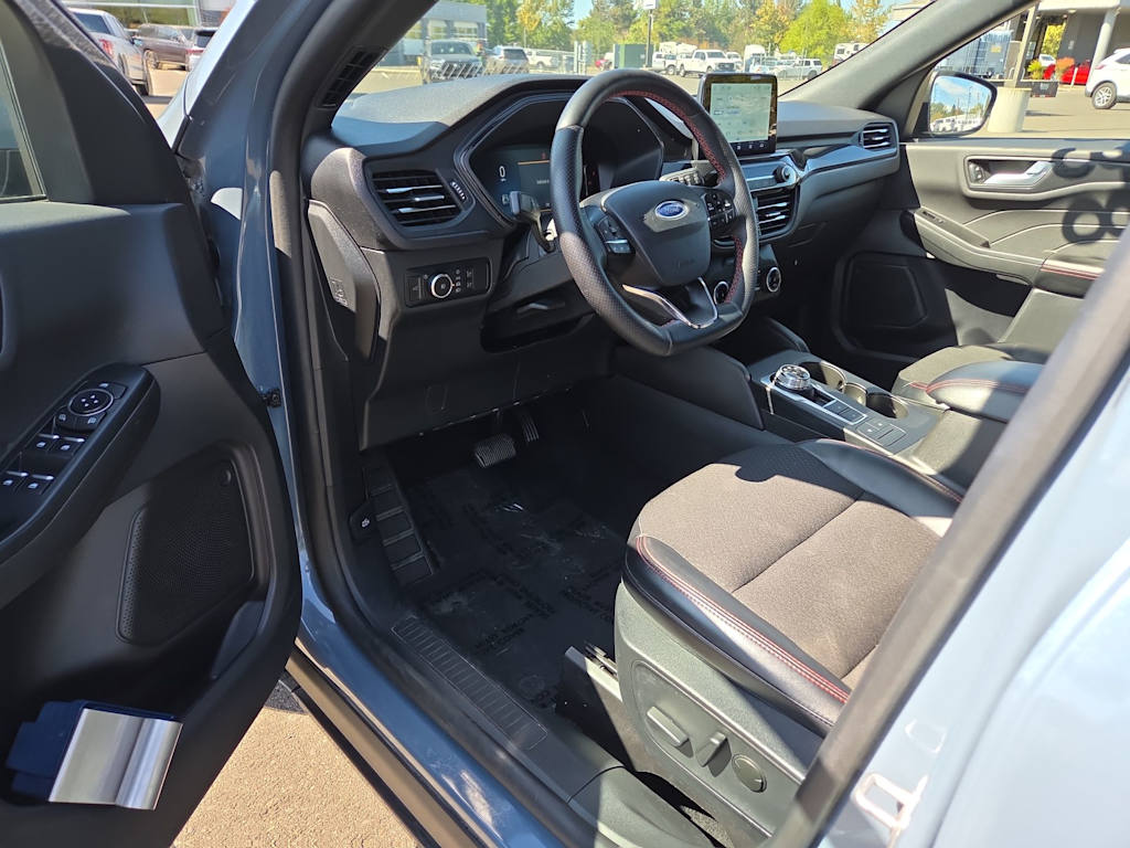 Thumbnail: 2025 Ford Escape - 2