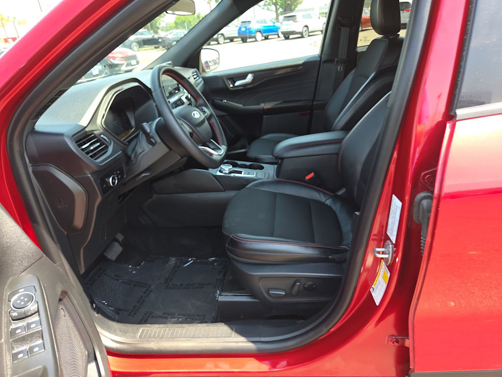 Thumbnail: 2025 Ford Escape - 11