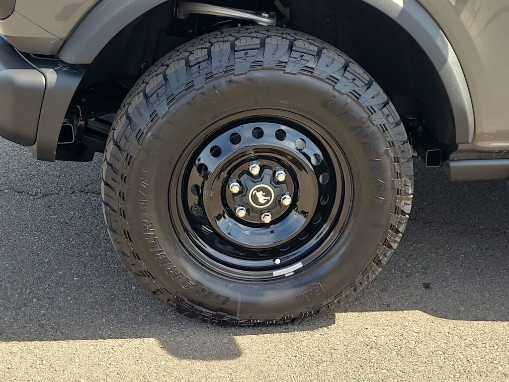 Thumbnail: 2026 Ford Bronco - 8