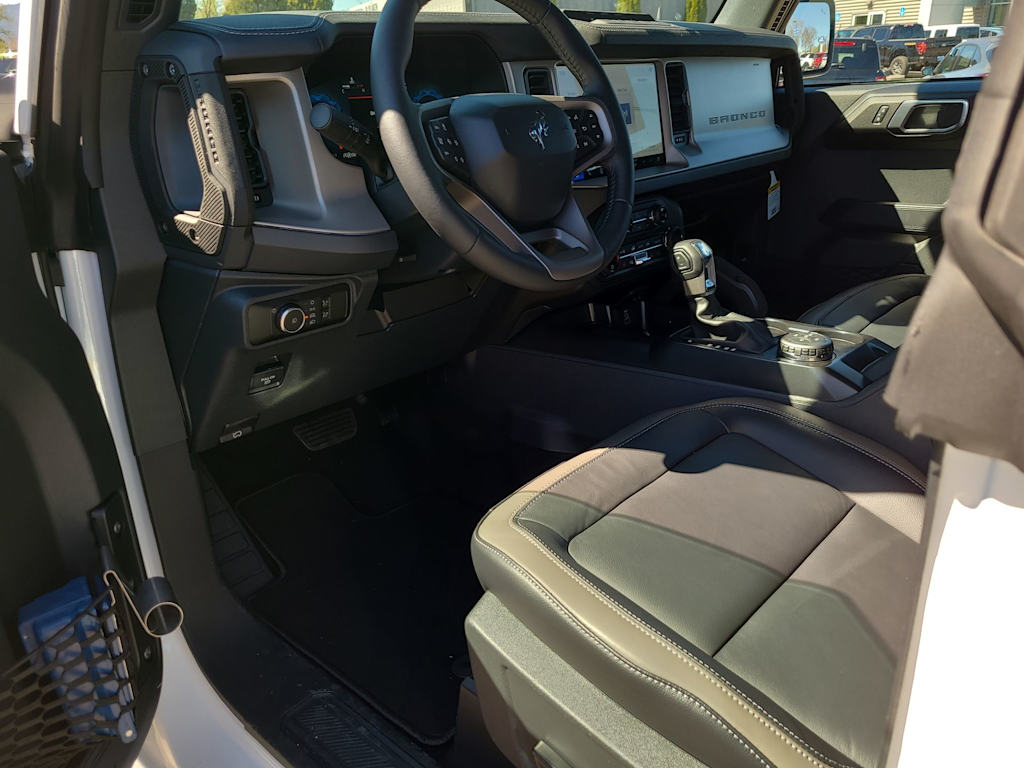Thumbnail: 2026 Ford Bronco - 9