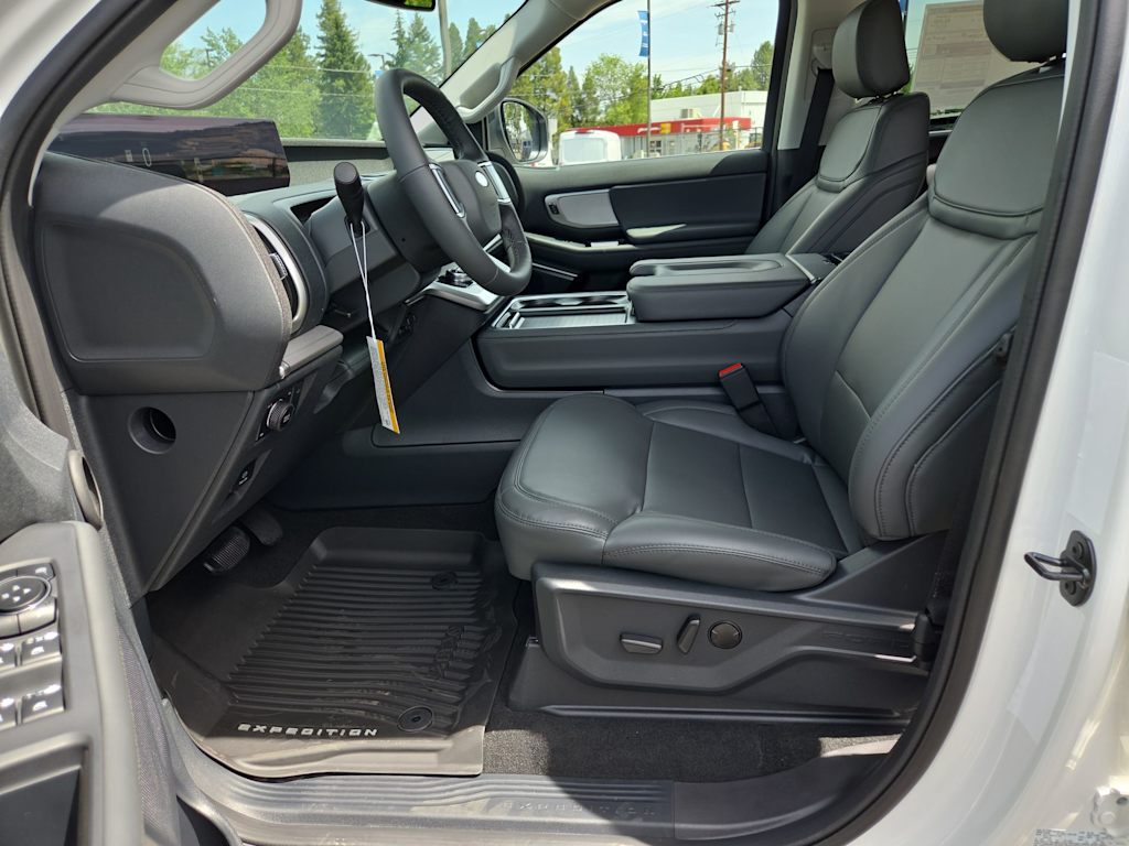 Thumbnail: 2026 Ford Expedition MAX - 8