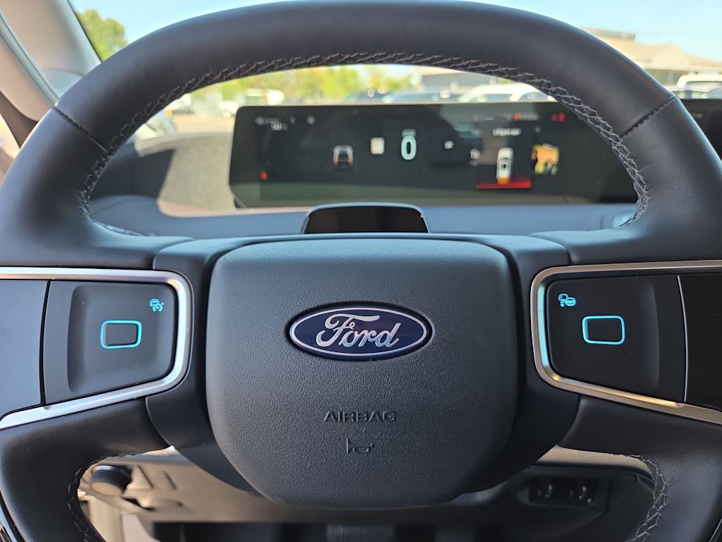 Thumbnail: 2025 Ford Expedition - 28
