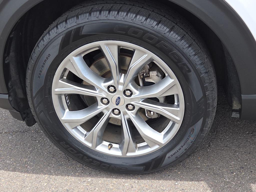Thumbnail: 2021 Ford Explorer - 7