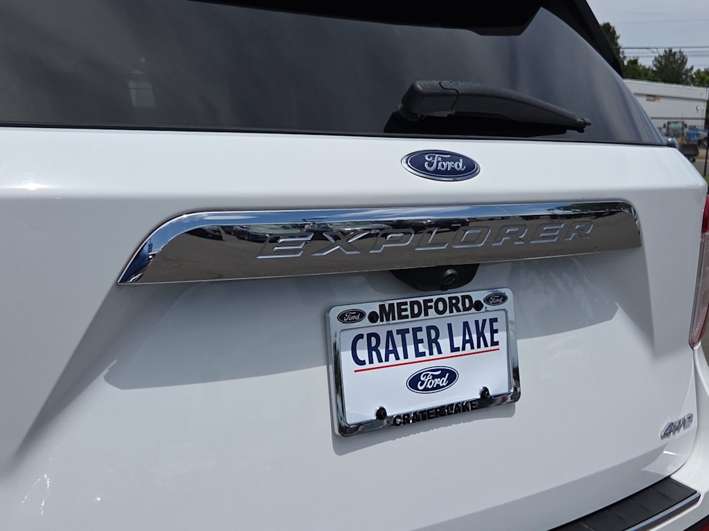 Thumbnail: 2021 Ford Explorer - 17
