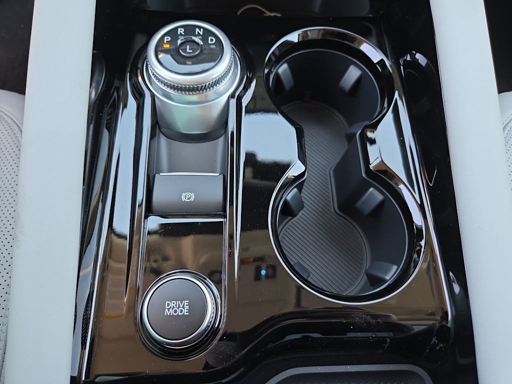 Thumbnail: 2026 Ford Explorer - 14