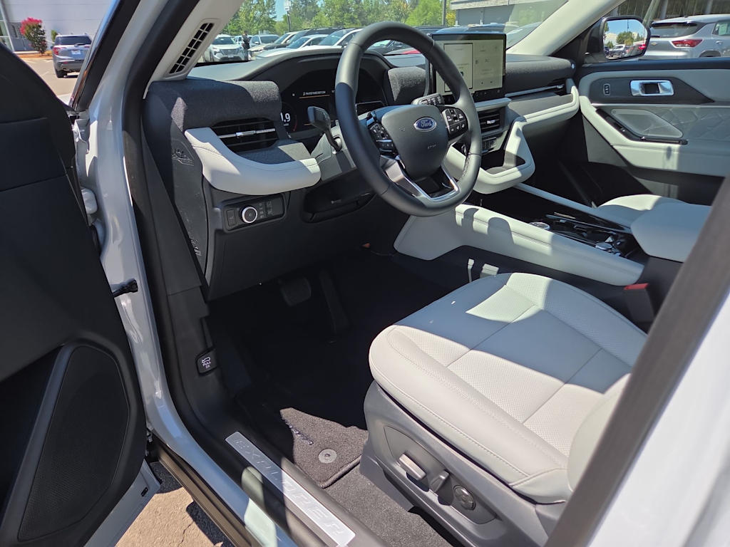 Thumbnail: 2026 Ford Explorer - 10