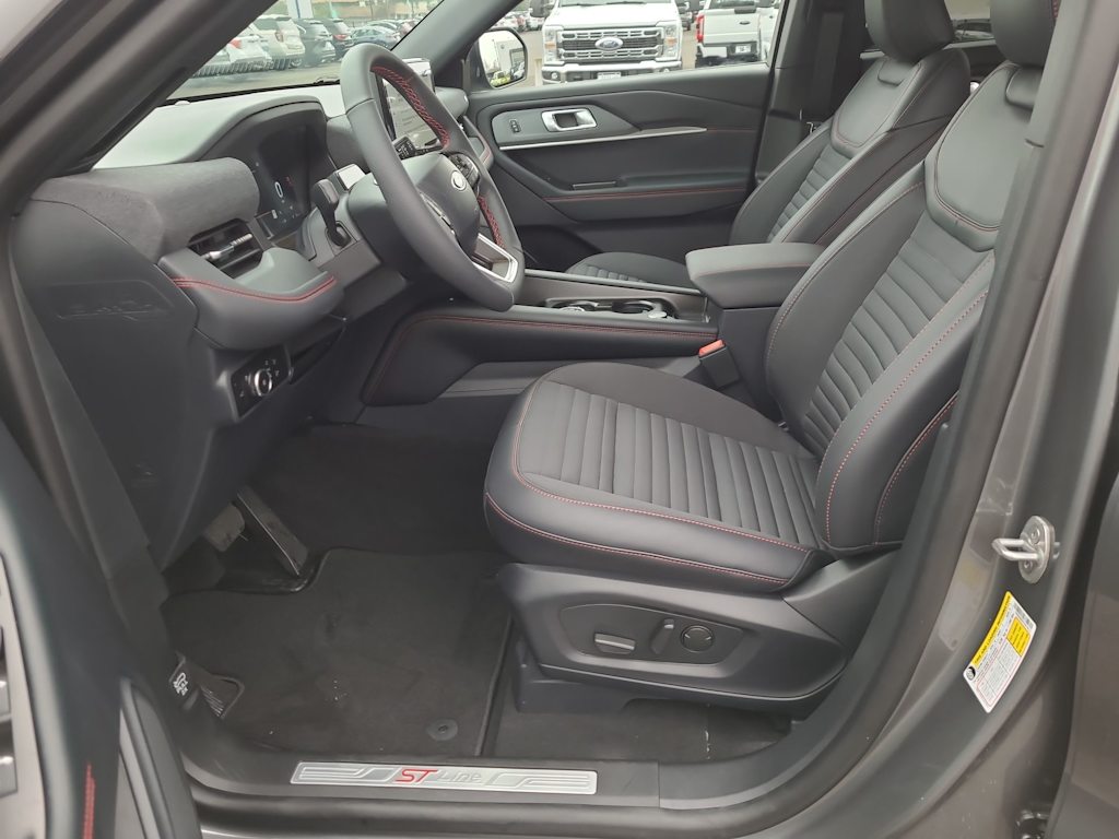 Thumbnail: 2026 Ford Explorer - 10