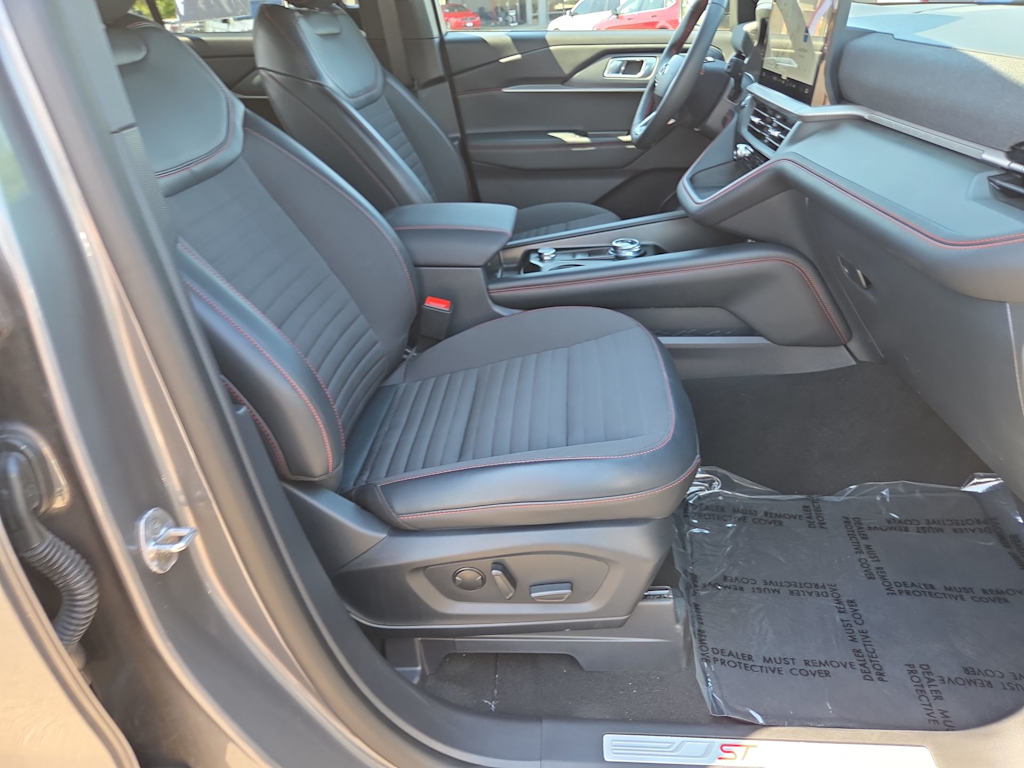Thumbnail: 2026 Ford Explorer - 11