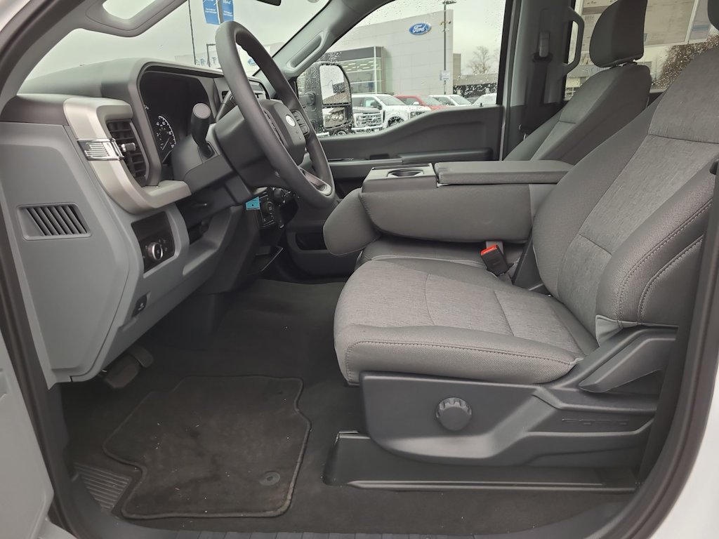 Thumbnail: 2026 Ford F-250 - 9