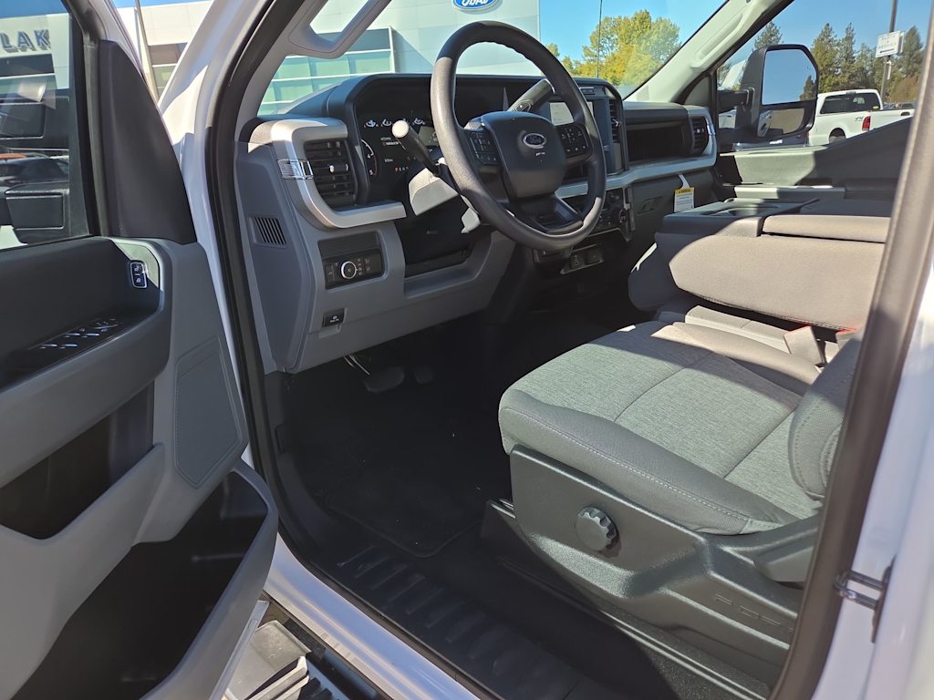 Thumbnail: 2024 Ford F-350 - 9