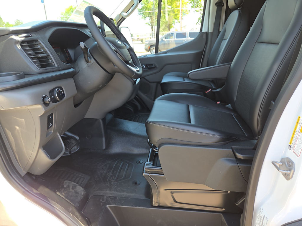 Thumbnail: 2026 Ford Transit Series - 11