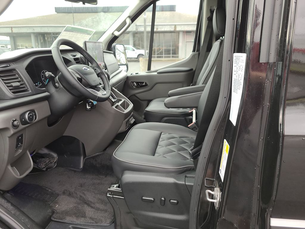 2024 Ford Transit Series 250 9