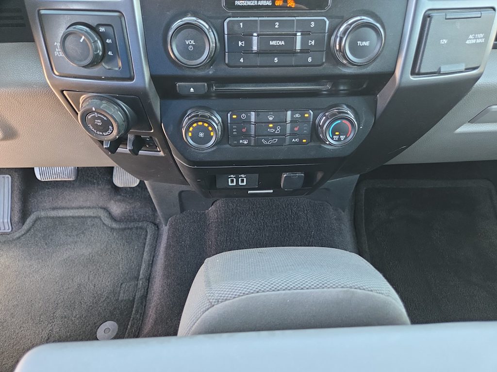 Thumbnail: 2017 Ford F-150 - 28
