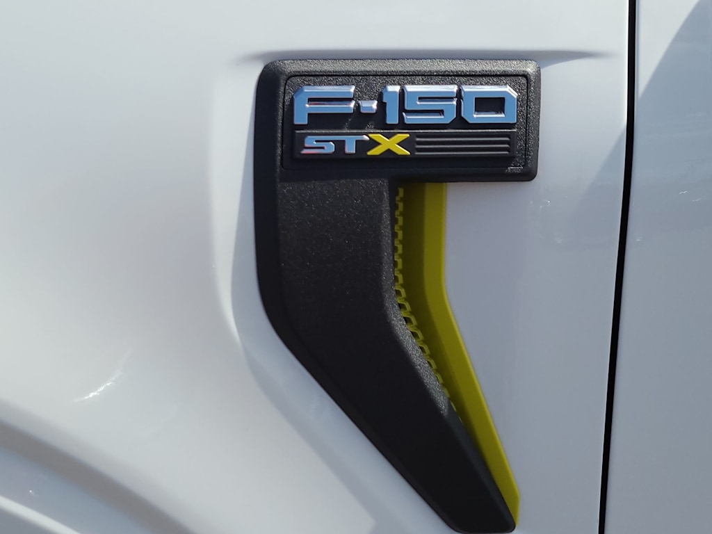 2024 Ford F-150 STX 7