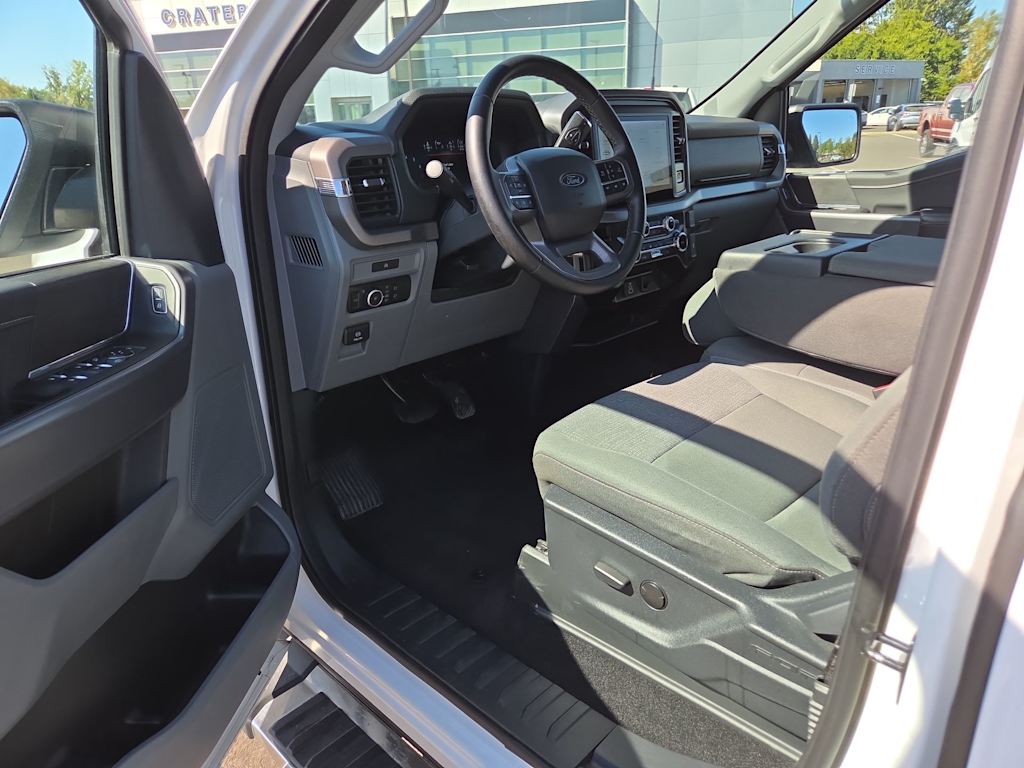 Thumbnail: 2025 Ford F-150 - 9