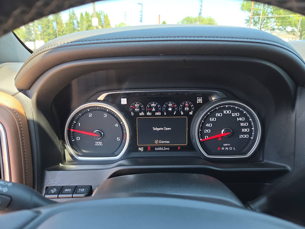 Thumbnail: 2021 Chevrolet Silverado 3500 - 14