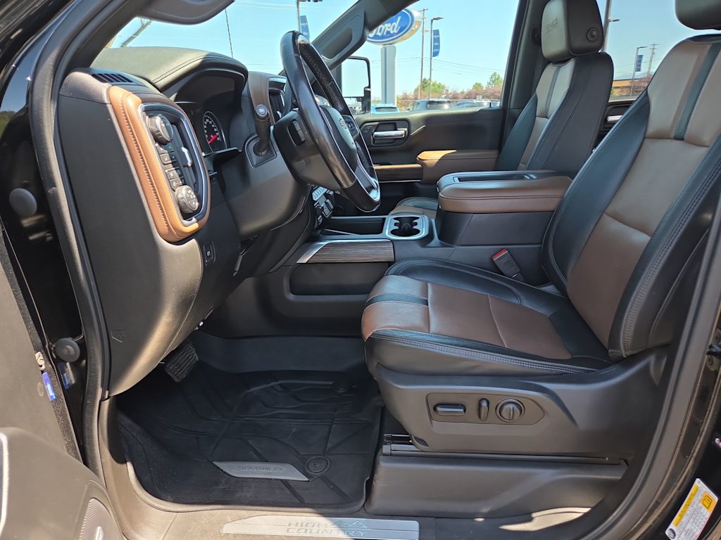 Thumbnail: 2021 Chevrolet Silverado 3500 - 11