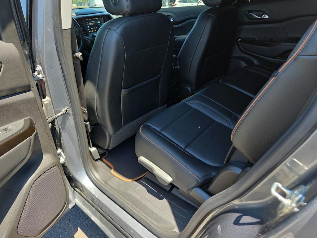 Thumbnail: 2021 GMC Acadia - 13