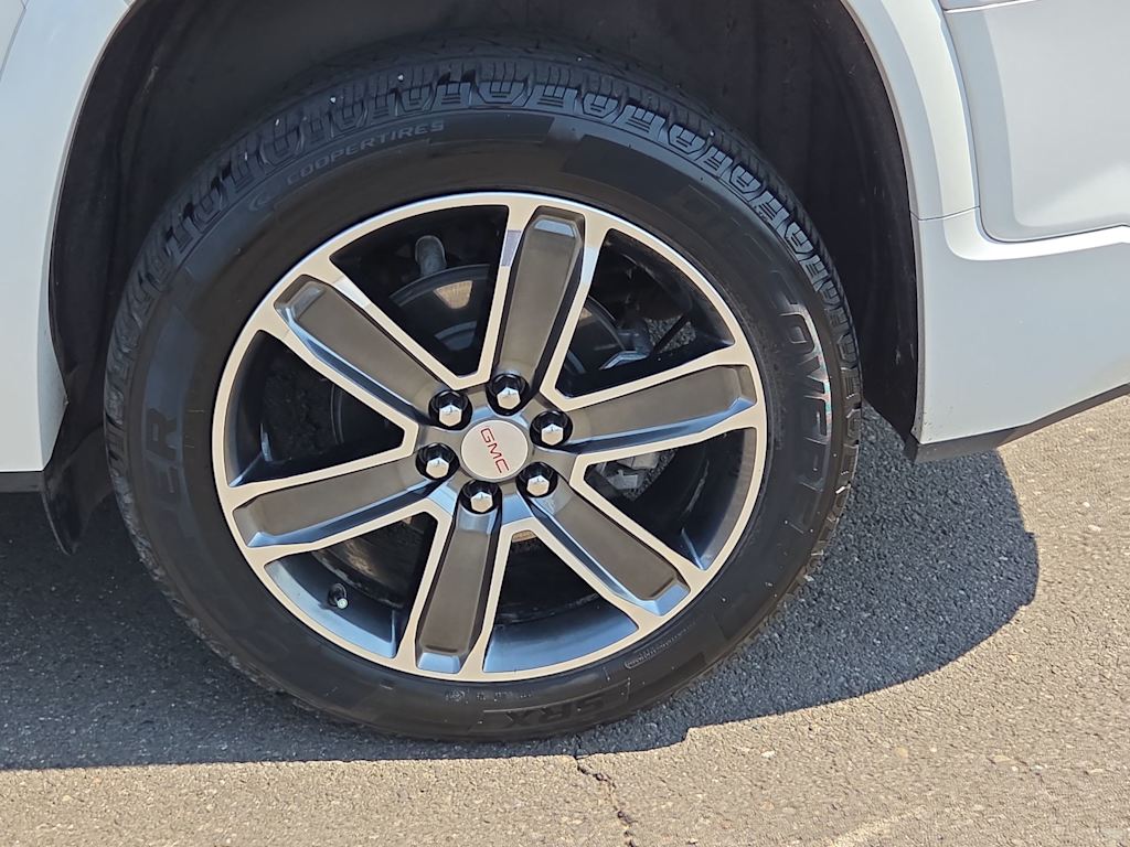 Thumbnail: 2017 GMC Acadia - 8