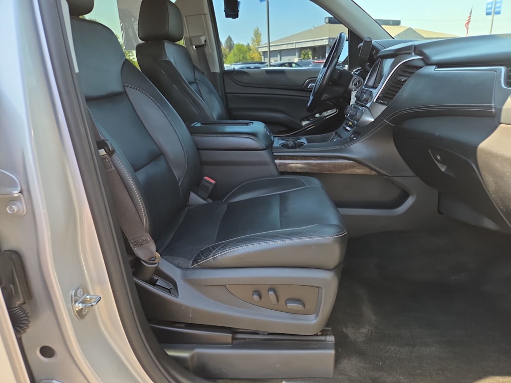 Thumbnail: 2016 Chevrolet Tahoe - 26