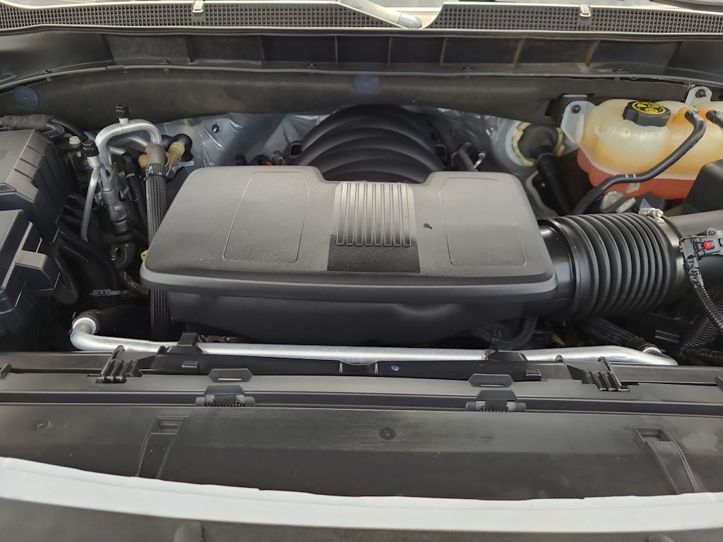Thumbnail: 2022 Chevrolet Suburban - 9