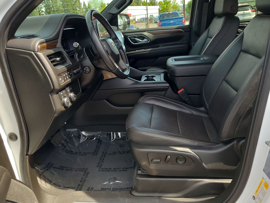 Thumbnail: 2022 Chevrolet Suburban - 12