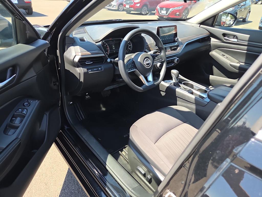 Thumbnail: 2024 Nissan Altima - 2