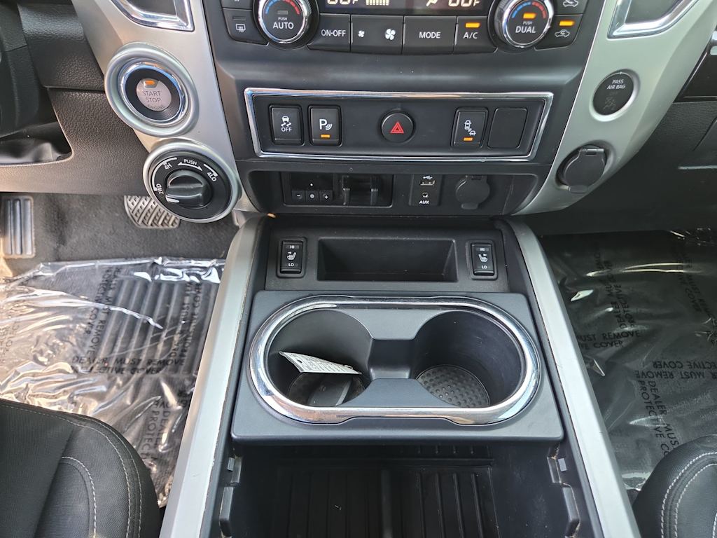 Thumbnail: 2018 Nissan Titan - 28