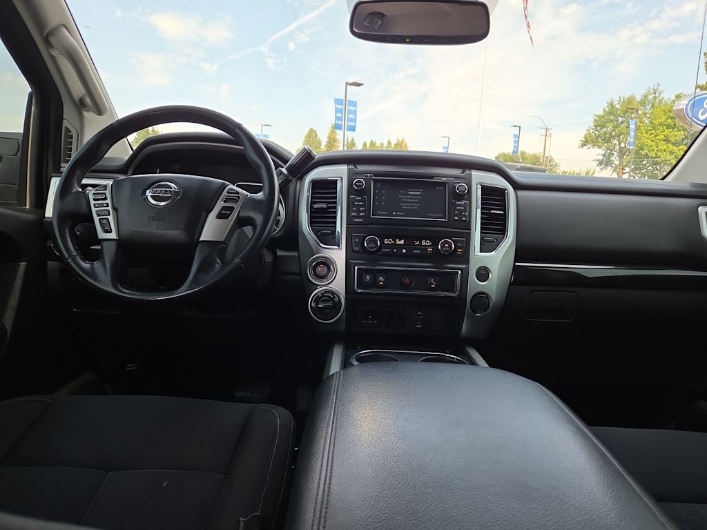 Thumbnail: 2018 Nissan Titan - 2