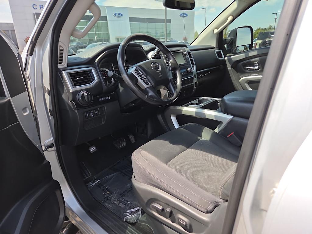 Thumbnail: 2018 Nissan Titan - 13