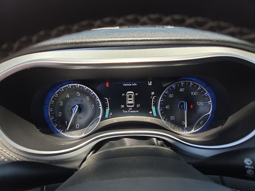 Thumbnail: 2025 Chrysler Pacifica - 14