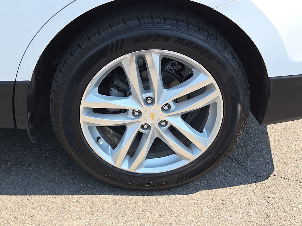 Thumbnail: 2018 Chevrolet Equinox - 8