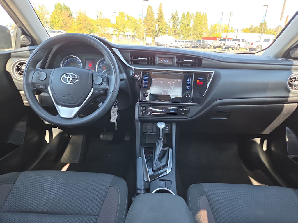 Thumbnail: 2018 Toyota Corolla - 9