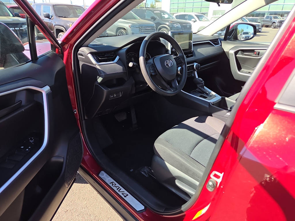 Thumbnail: 2025 Toyota RAV4 - 12