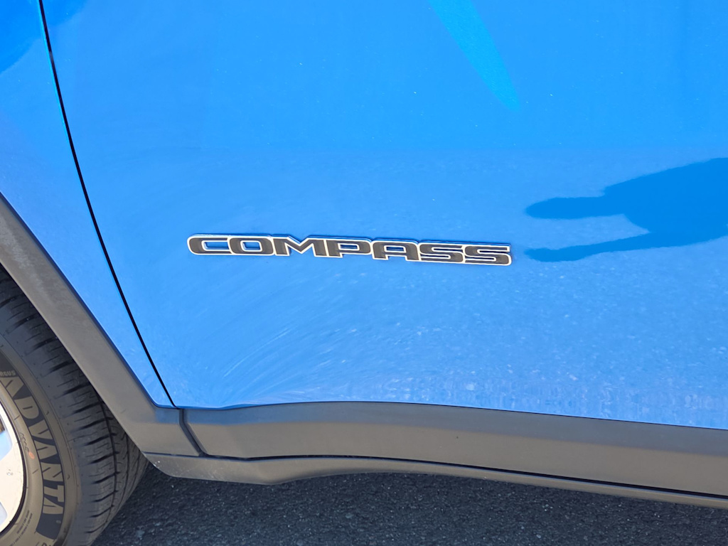 Thumbnail: 2022 Jeep Compass - 7