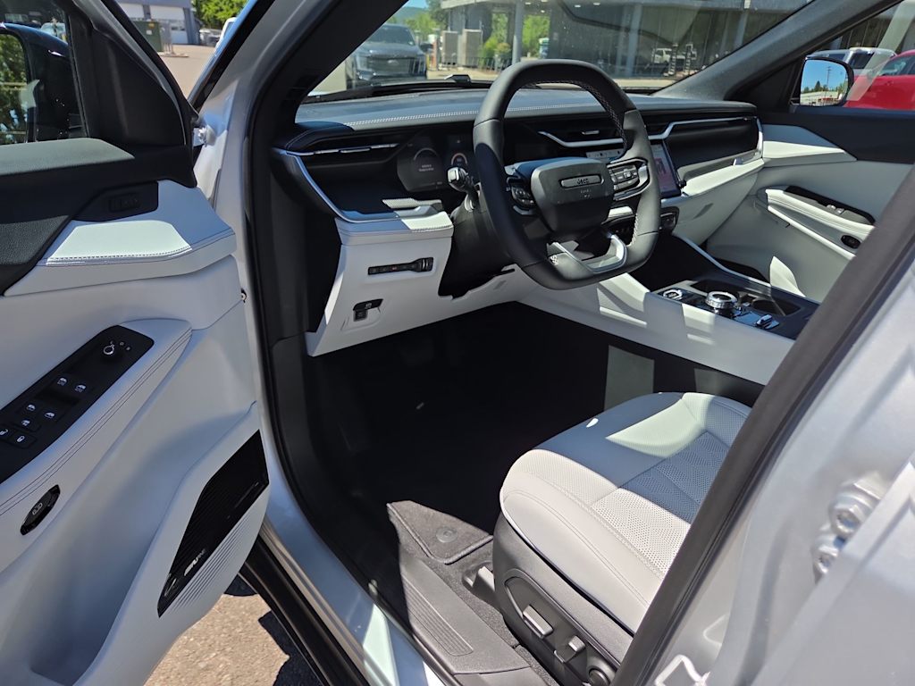 Thumbnail: 2026 Jeep Cherokee - 2
