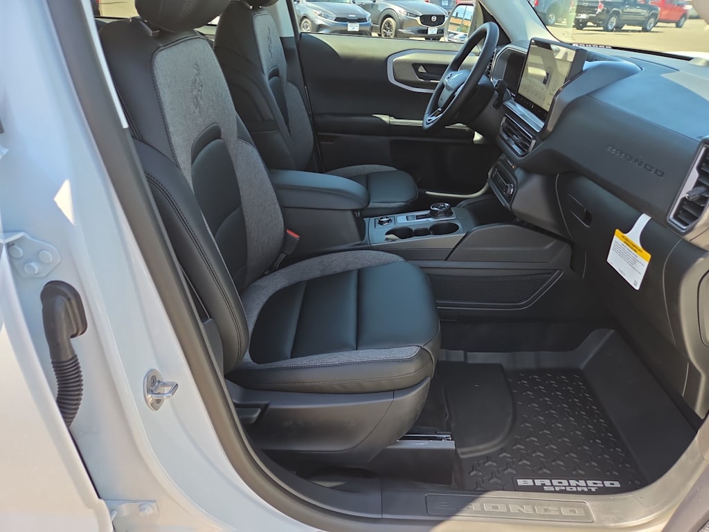 Thumbnail: 2026 Ford Bronco Sport - 12