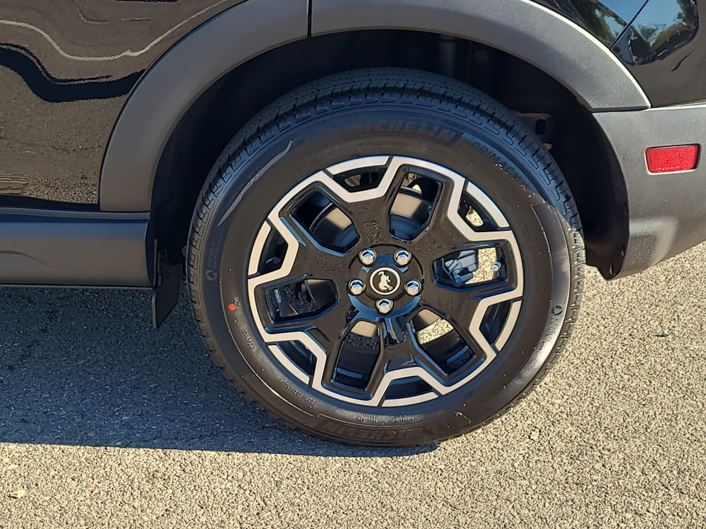 Thumbnail: 2025 Ford Bronco Sport - 8