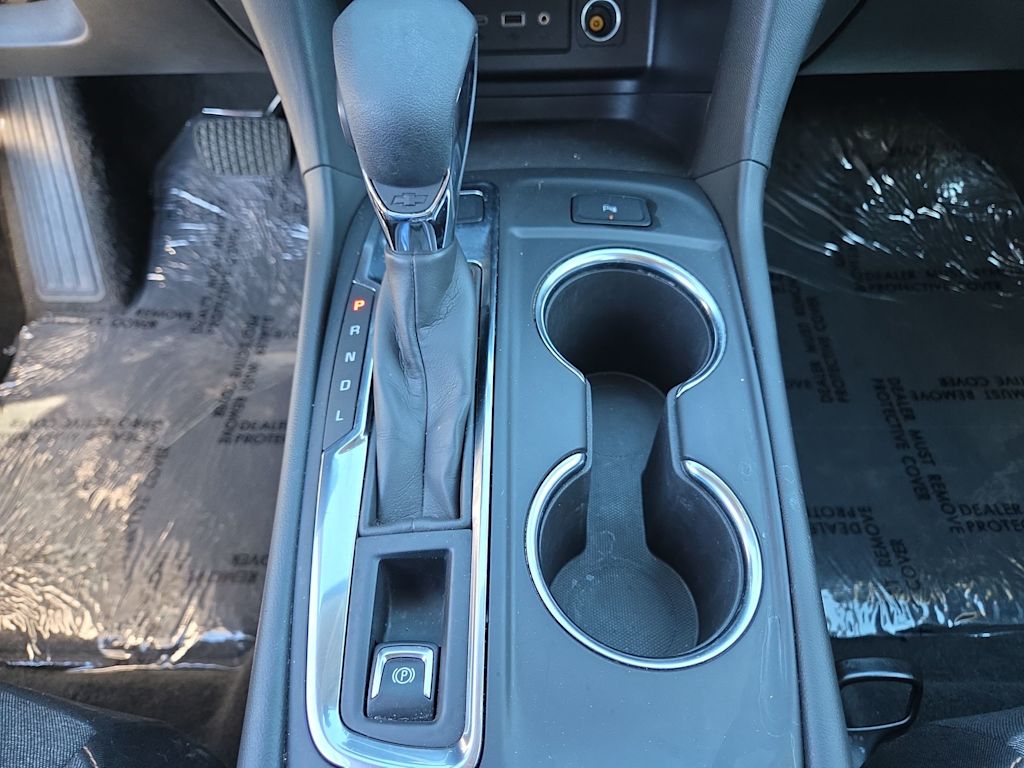 Thumbnail: 2024 Chevrolet Equinox - 16