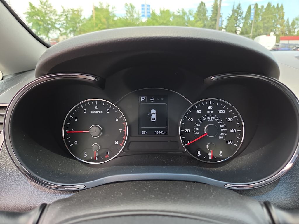 Thumbnail: 2018 Kia Forte - 15