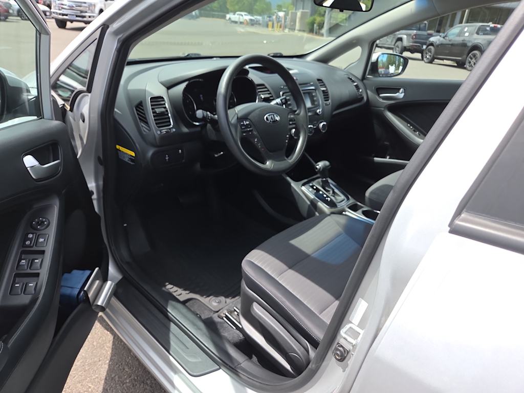 Thumbnail: 2018 Kia Forte - 2