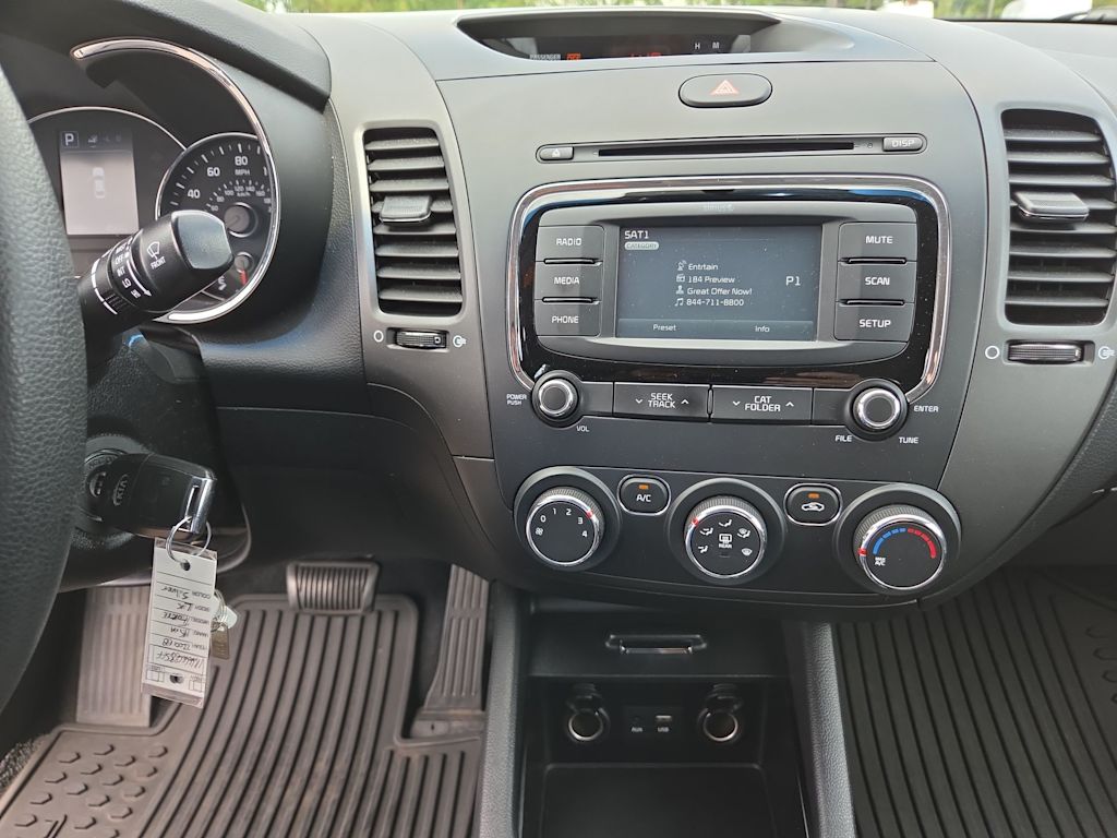 Thumbnail: 2018 Kia Forte - 13