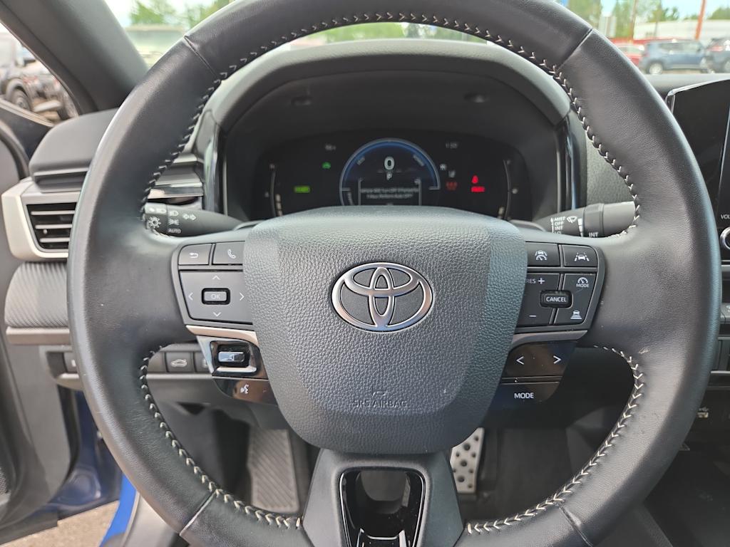 Thumbnail: 2025 Toyota Camry - 13